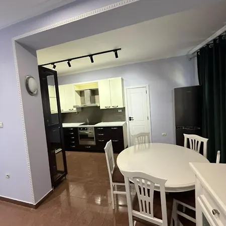 Appartement The Sunset Free Parking New Bazaar Balcony Tirana